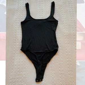 ALYA Black Bodysuit